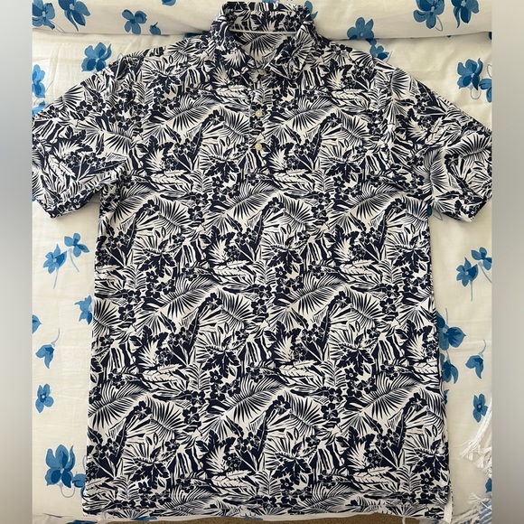 johnnie-O Hawaiian Print Performance Polo - Picture 3 of 8